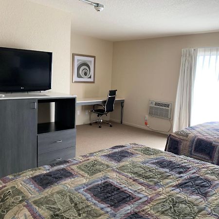 Apple Valley Hotel & Lodge エクステリア 写真